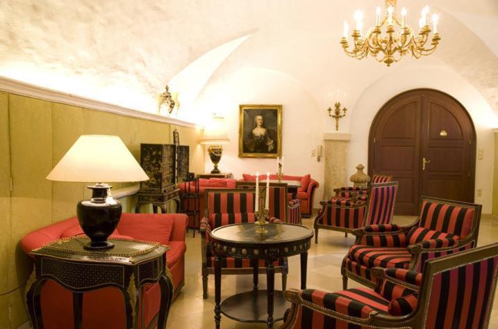 Schlosshotel Obermayerhofen Sebersdorf Ngoại thất bức ảnh