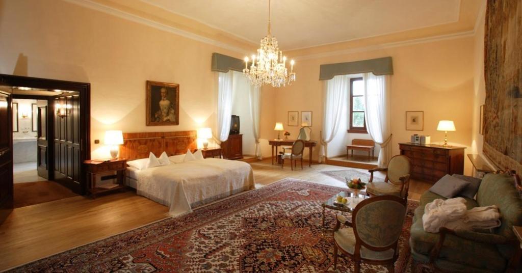 Schlosshotel Obermayerhofen Sebersdorf Phòng bức ảnh